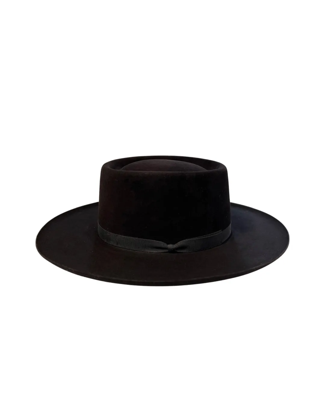 Black gaucho hat with ribbon hat band