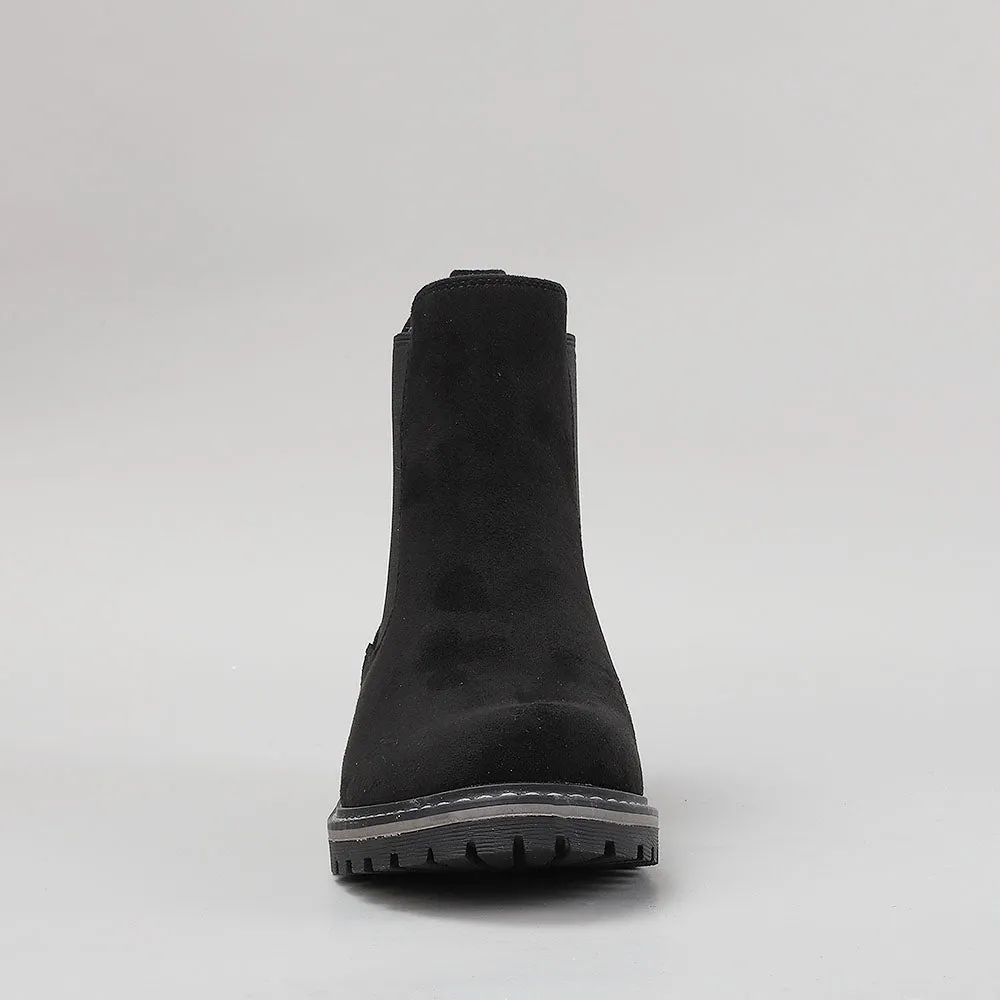 Gamilia - Black Suede