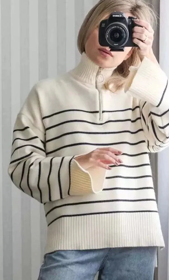 Nena Loose Stripe Sweater