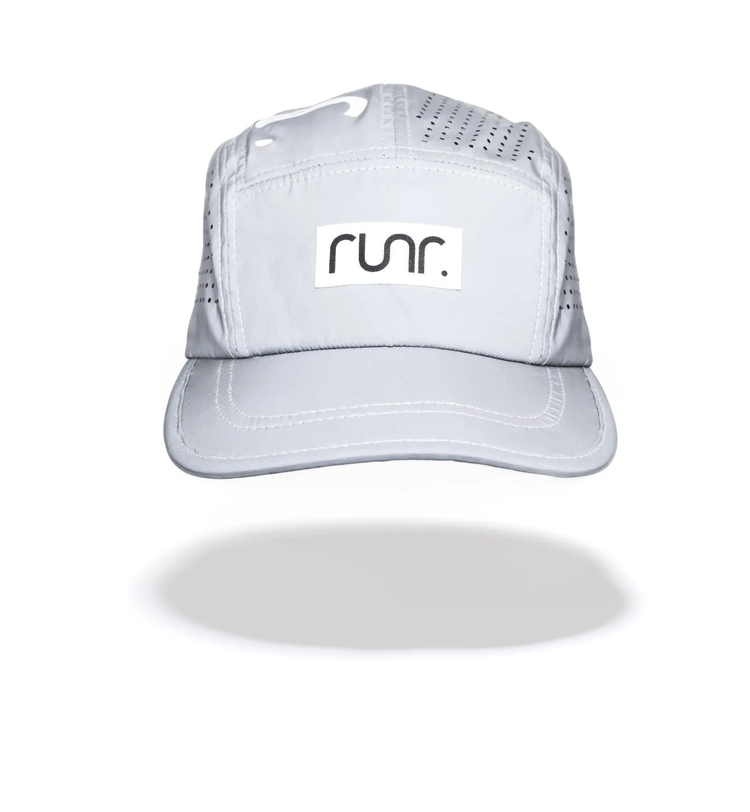 Here’s an optimized title for the e-commerce product:

Runr Lumos Lightweight Reflective Running Hat for Enhanced Visibility and Comfort